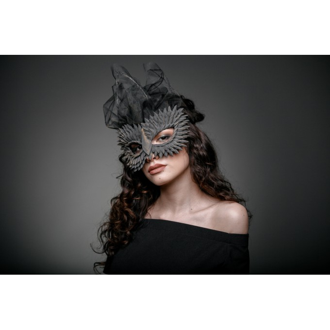 Masquerade mask Black&Gold Dragon with veil